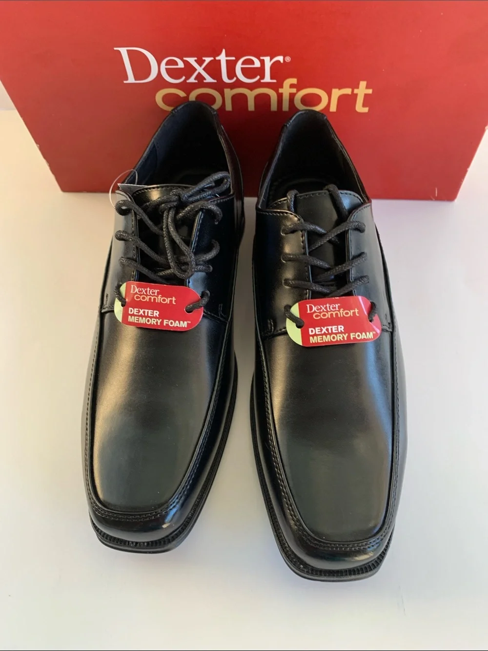 Dexter Black Leather Lace-Up Oxford  Size 8